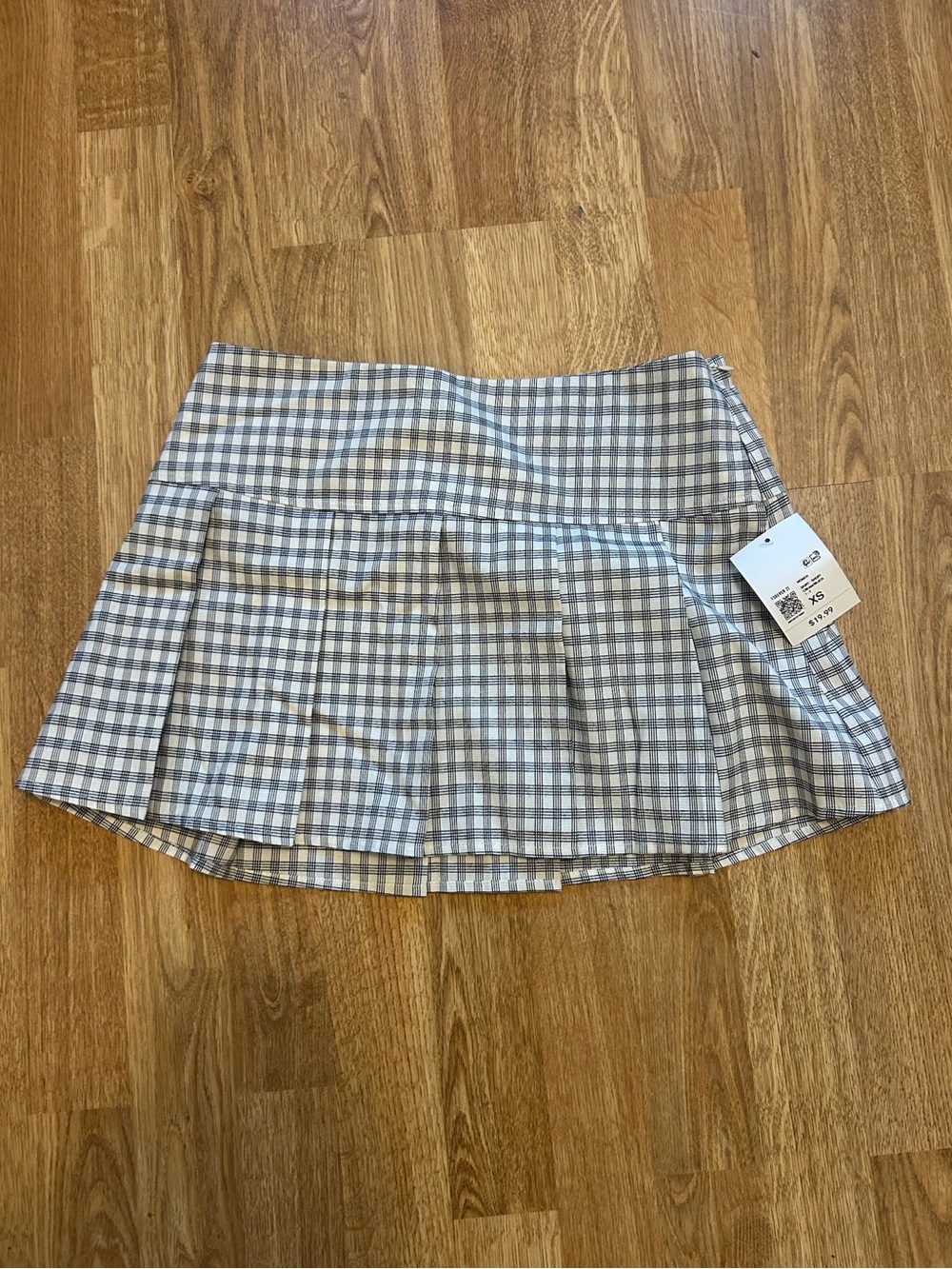 Plaid Pleated Mini Skirt